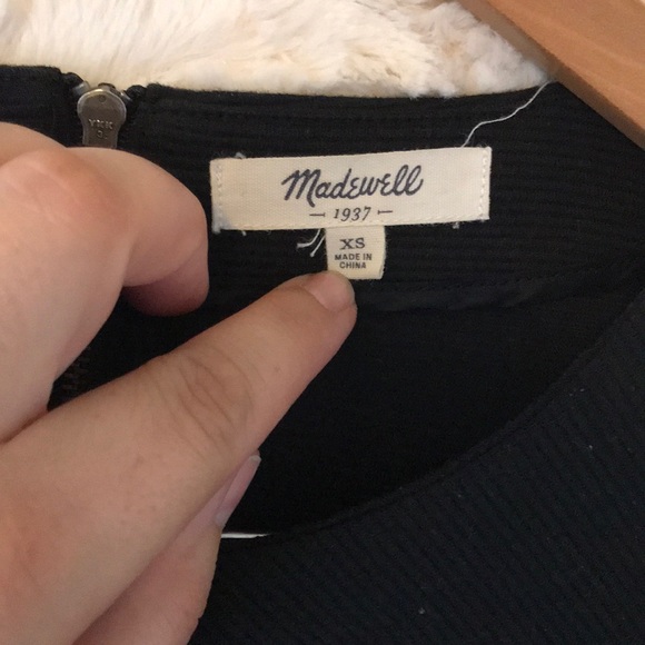 MADEWELL simple black blouse XS EUC - Picture 2 of 3